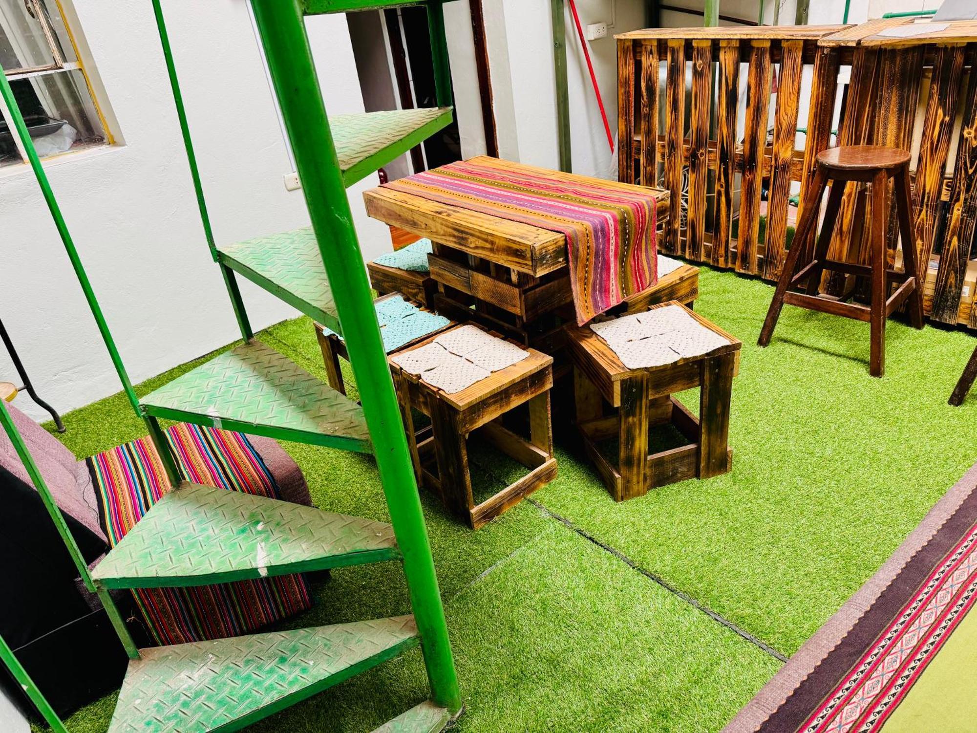 Ukumari Hostel Куско Экстерьер фото