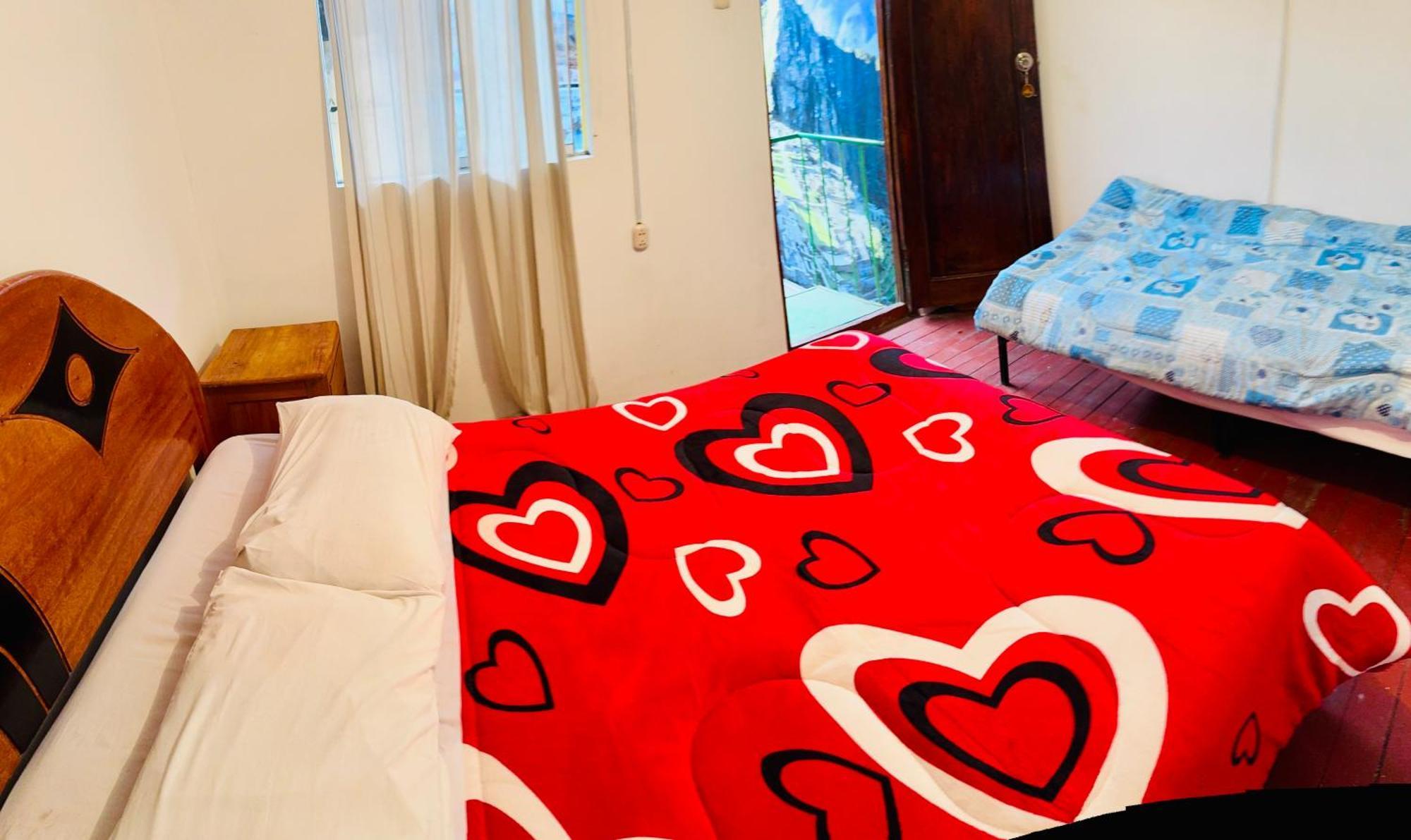 Ukumari Hostel Куско Экстерьер фото